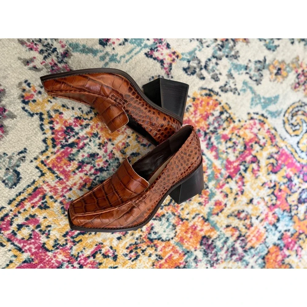 Vince Camuto Segellis Brown Croc Embossed Leather Block Heel Loafers Women's 9.5 - Picture 3 of 8